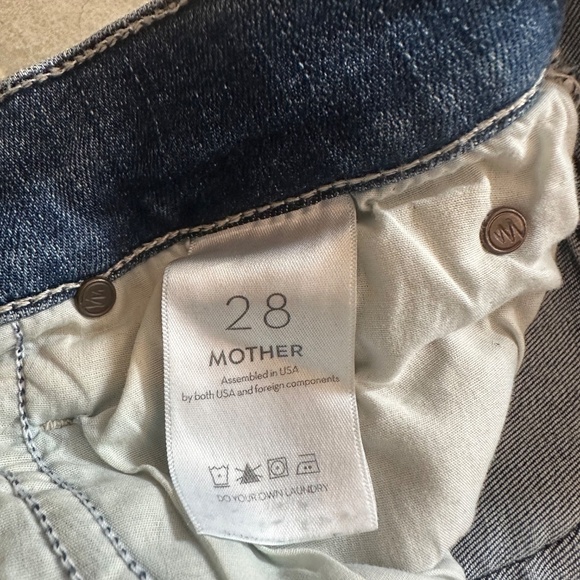 MOTHER Blue Distressed Ankle Jeans - Picture 4 of 9